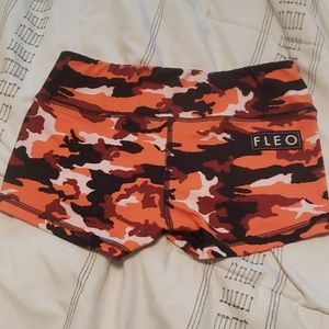 Small medium waist FLEO Shorts